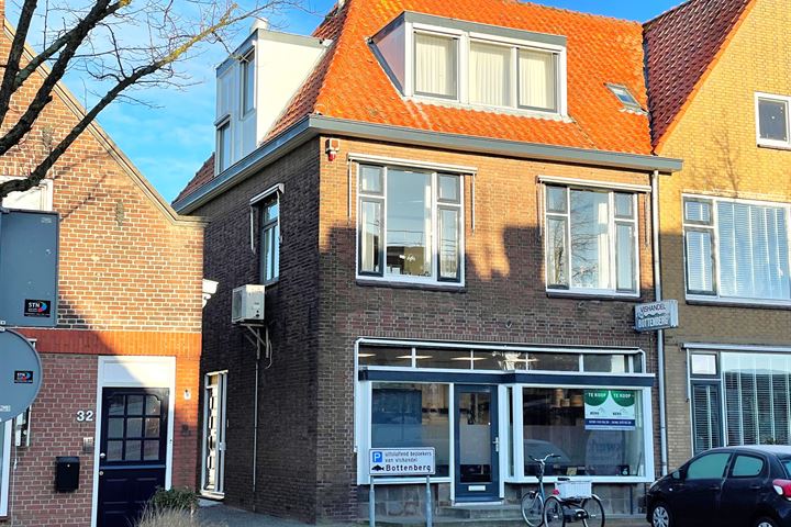 View photo 38 of Burgemeester van Engelenweg 34