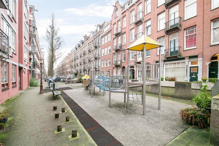 View photo 19 of Vrolikstraat 42-3