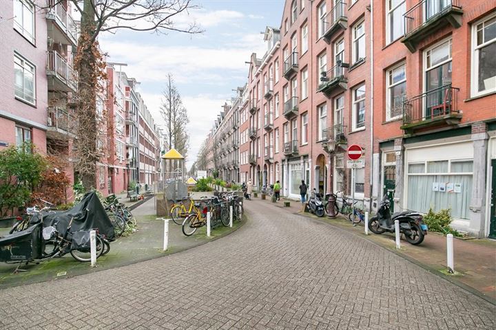 View photo 21 of Vrolikstraat 42-3