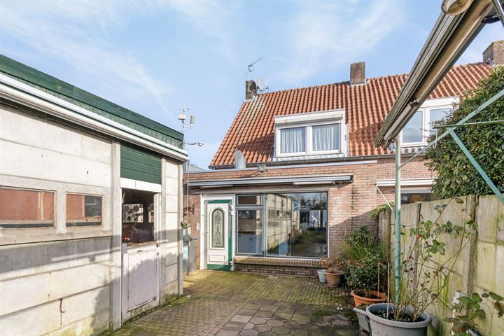 View photo 30 of van der Puttstraat 47