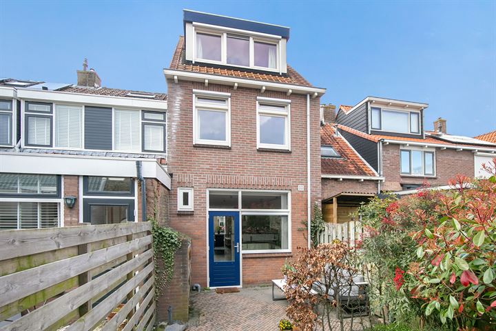 Bekijk foto 14 van Emmastraat 26