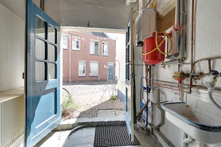 Bekijk foto 27 van Oudste Poortstraat 13-15