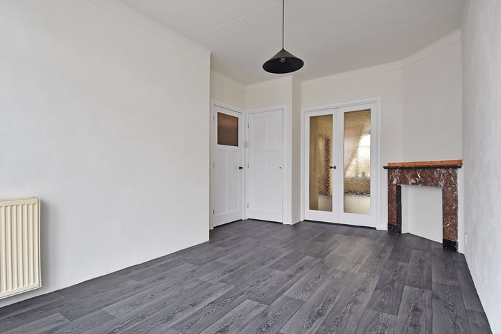 View photo 6 of Jan ten Brinkstraat 139