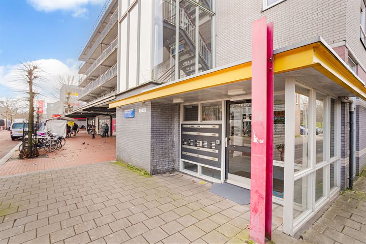 Bekijk foto 36 van Renswoudestraat 32