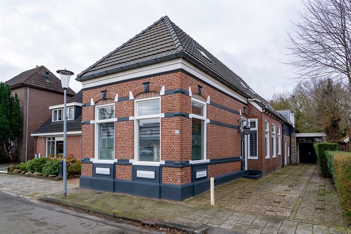 View photo 39 of Beneden Oosterdiep 275