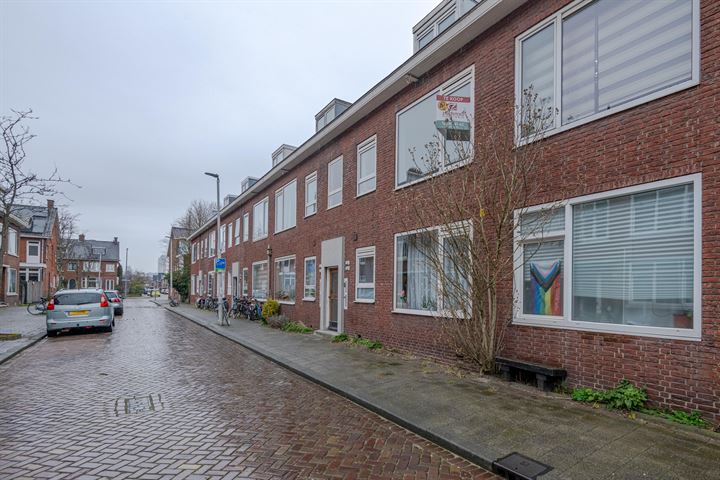 Bekijk foto 25 van Nieuwenhoornstraat 104-B