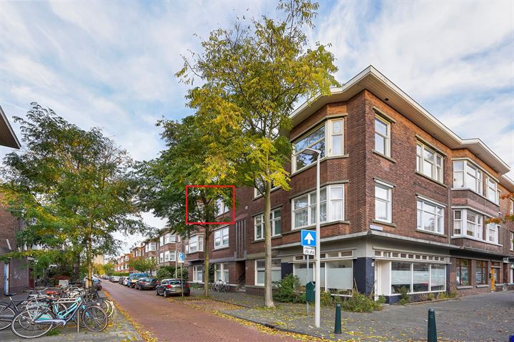 View photo 2 of Lunterenstraat 122