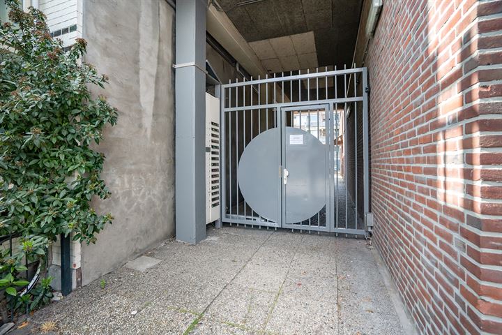 Bekijk foto 30 van Vinkenstraat 8-A