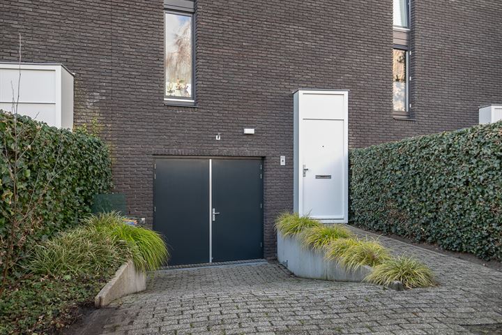 Bekijk foto 7 van Bijsterveldenlaan 425