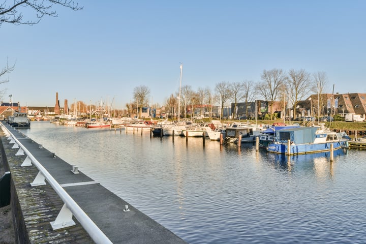 Bekijk foto 42 van IJsselmeerstraat 84