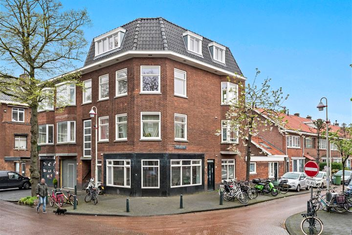 View photo 2 of Linnaeusstraat 297-A