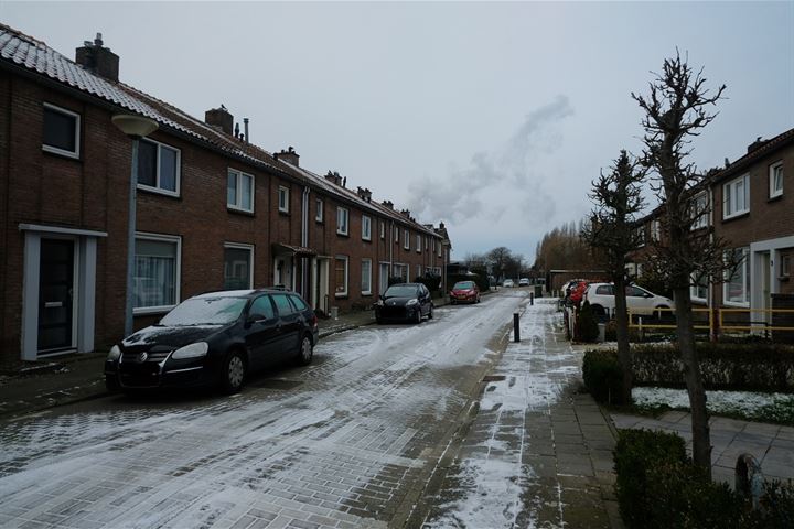 Bekijk foto 10 van Zonnebloemstraat 16