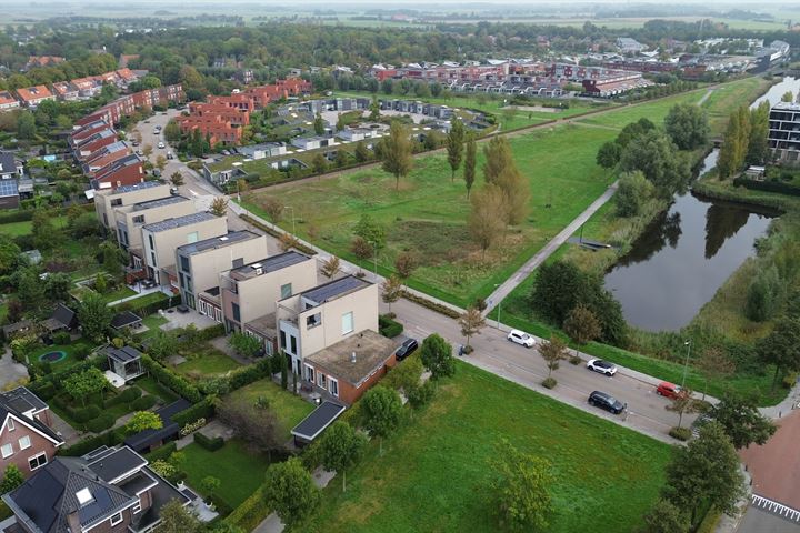 Bekijk foto 36 van Grote Sternstraat 84