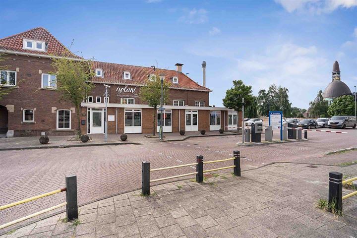 Bernhardstraat 8-10, Waalwijk