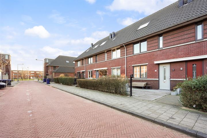 Bekijk foto 43 van Voormeerstraat 13