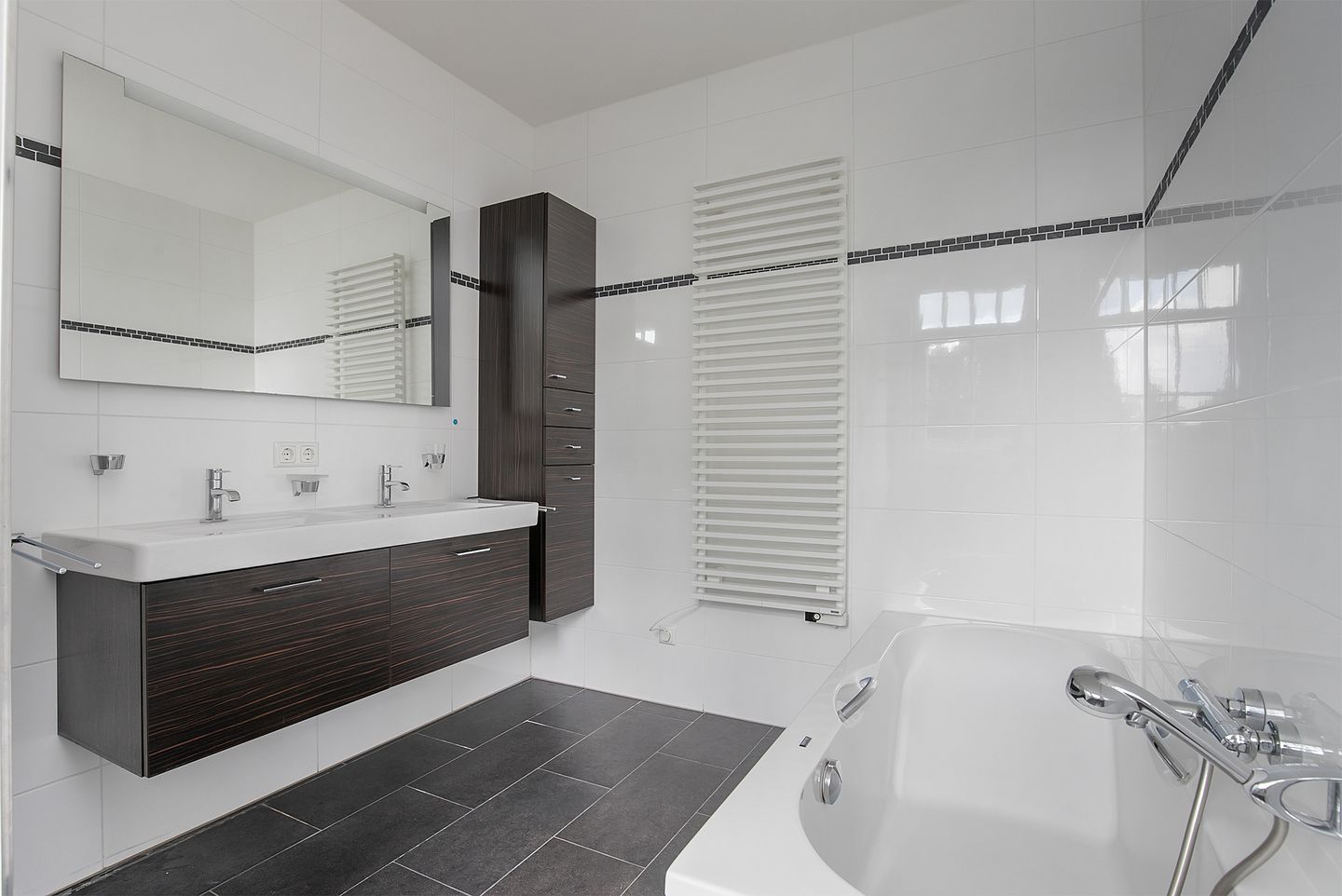 Foto 4 van Dorpsstraat 24-J