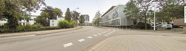 Bekijk 360° foto van Voorzijde appartementencomplex van Tesselschadelaan 18