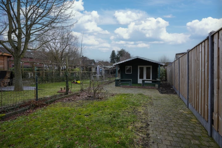 View photo 9 of Achterstraat 2