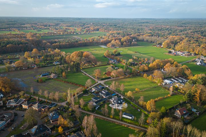 Bekijk foto 40 van Lavei 10