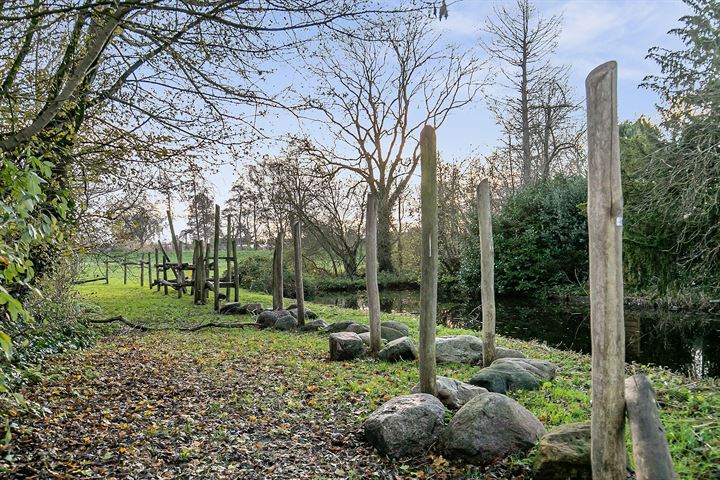 Bekijk foto 43 van v Mecklenburg Schwerinlaan 15