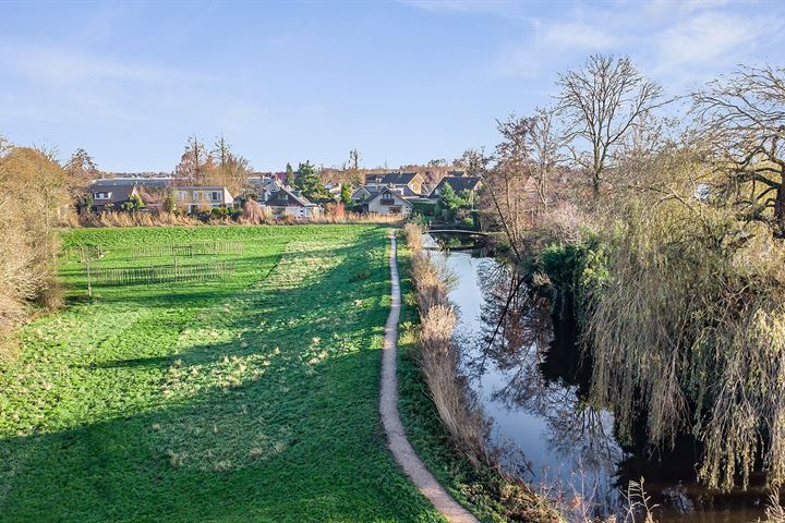 Bekijk foto 48 van v Mecklenburg Schwerinlaan 15