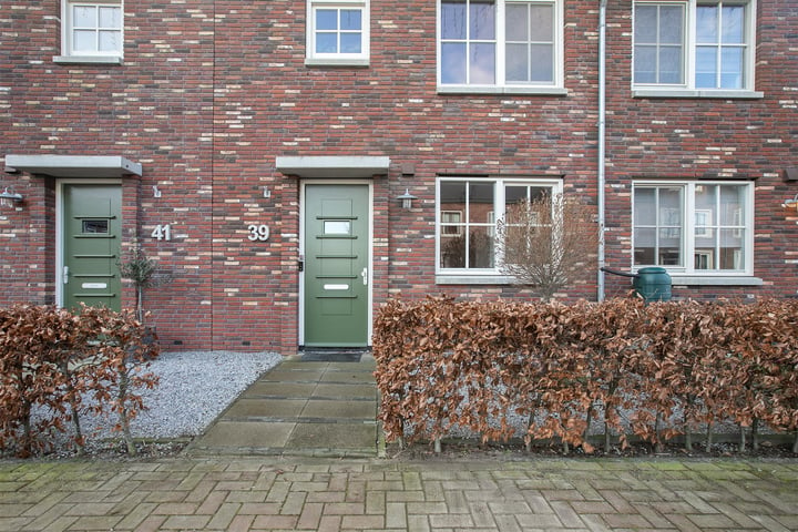 Bekijk foto 5 van Gerard Bleekerstraat 39