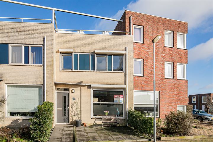 Bekijk foto 1 van Pinksterbloemstraat 1-A