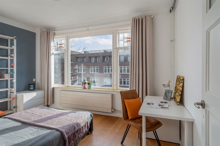 Bekijk foto 30 van Schepenstraat 77-A