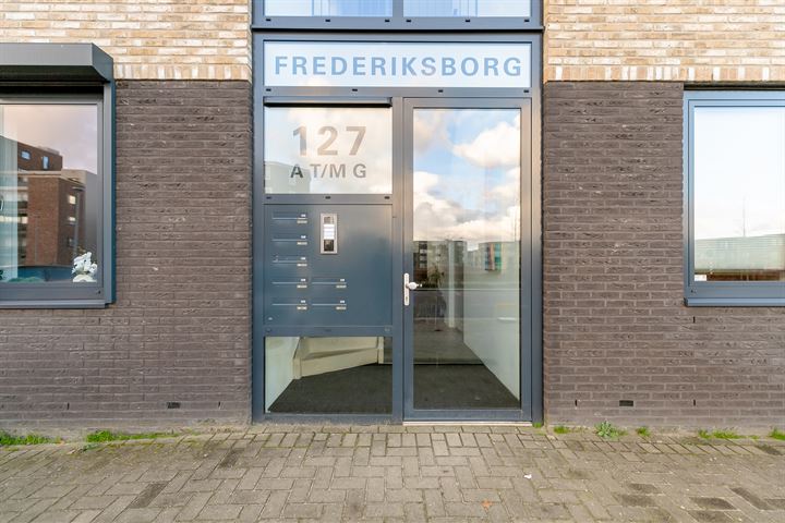 Bekijk foto 9 van Zwedenstraat 127-E