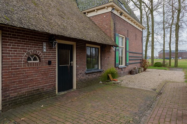 Bekijk foto 37 van Oostendorperstraatweg 16-+ 16A