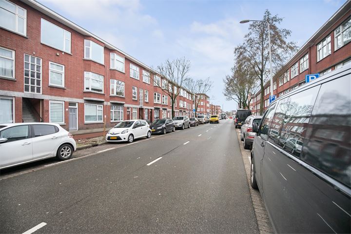 Bekijk foto 35 van Oudemansstraat 357