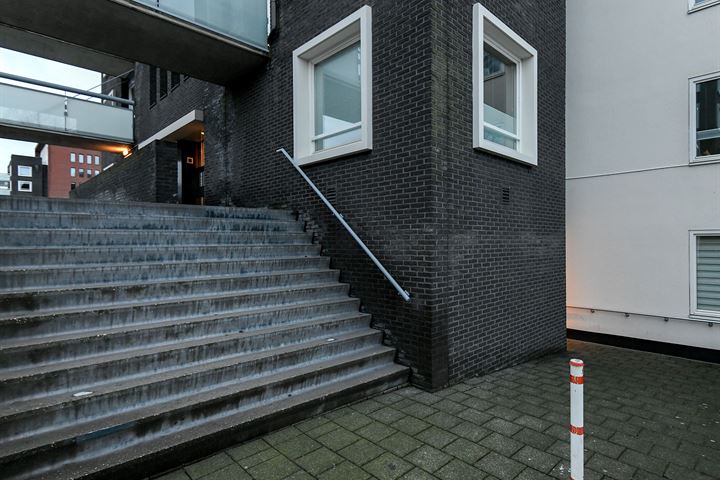 View photo 16 of Praagsingel 40