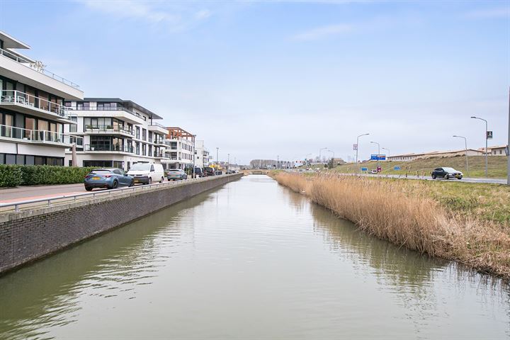 Bekijk foto 34 van Europalaan 1001