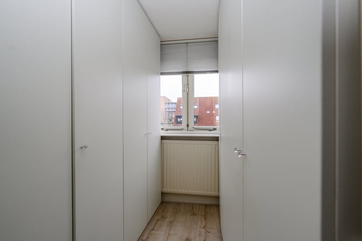 Foto 15 van Ruys de Beerenbrouckstraat 3