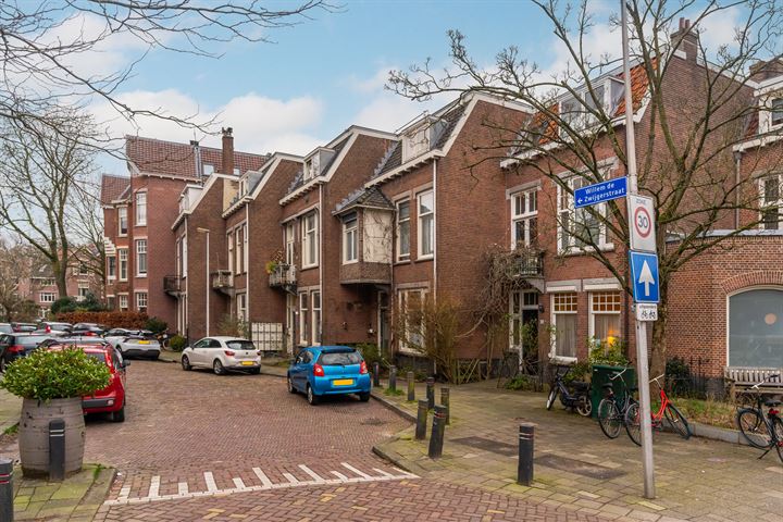 Bekijk foto 39 van Willem de Zwijgerstraat 18