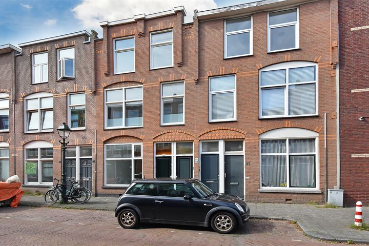 View photo 2 of Ohmstraat 93