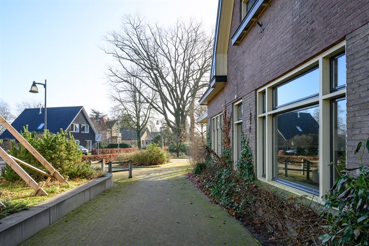 Bekijk foto 31 van Harderwijkerweg 35