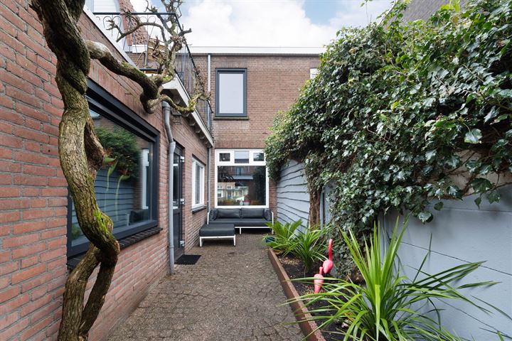 Bekijk foto 31 van Leeuwerikstraat 36