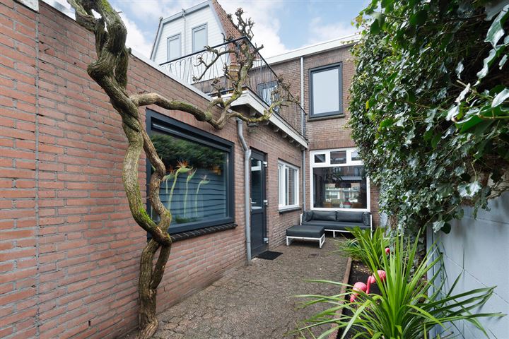 Bekijk foto 30 van Leeuwerikstraat 36