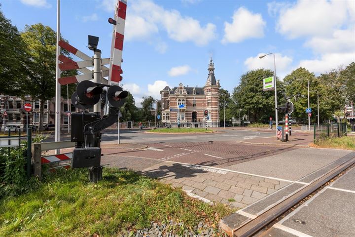 Bekijk foto 20 van Oudwijkerlaan 1