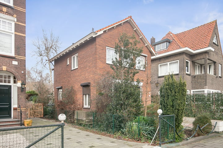 Bekijk foto 45 van Graaf Florisweg 111-A