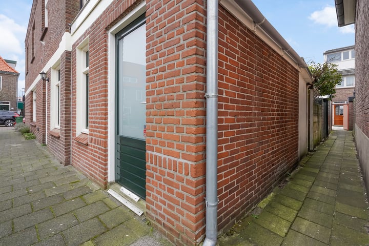 Bekijk foto 28 van Prins Hendrikstraat 77