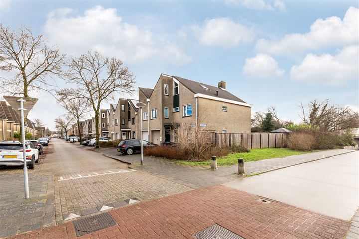 Bekijk foto 52 van Madernastraat 29