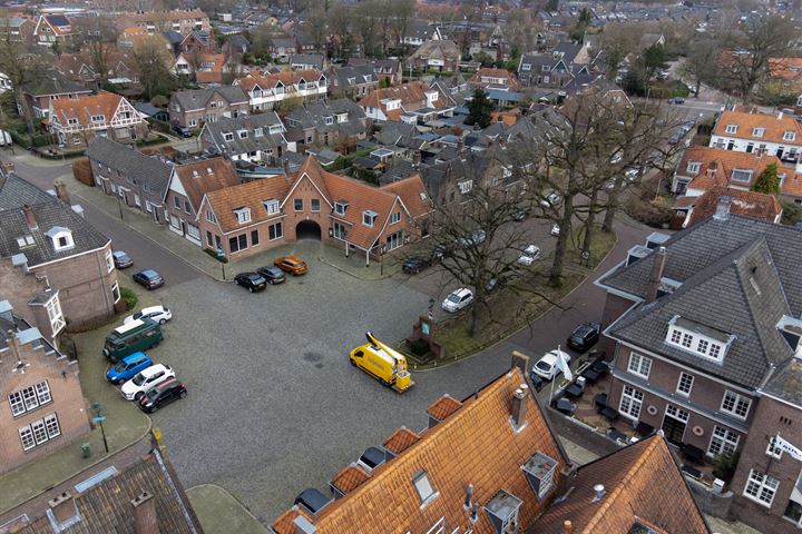 Bekijk foto 40 van Conradstraat 14