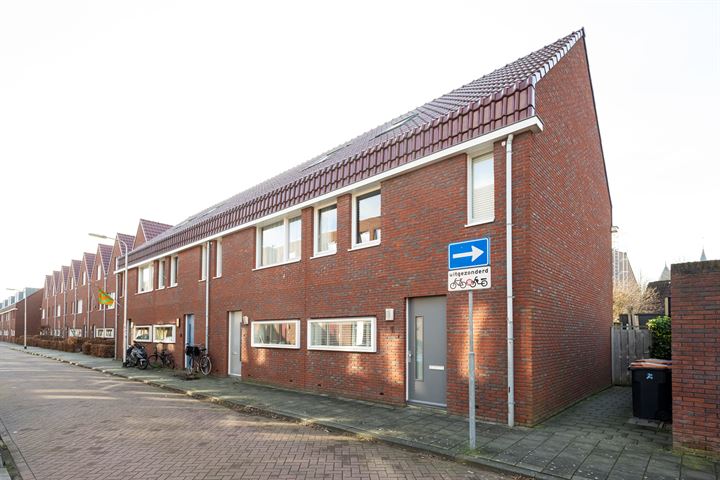 View photo 32 of H. Berkvensstraat 1