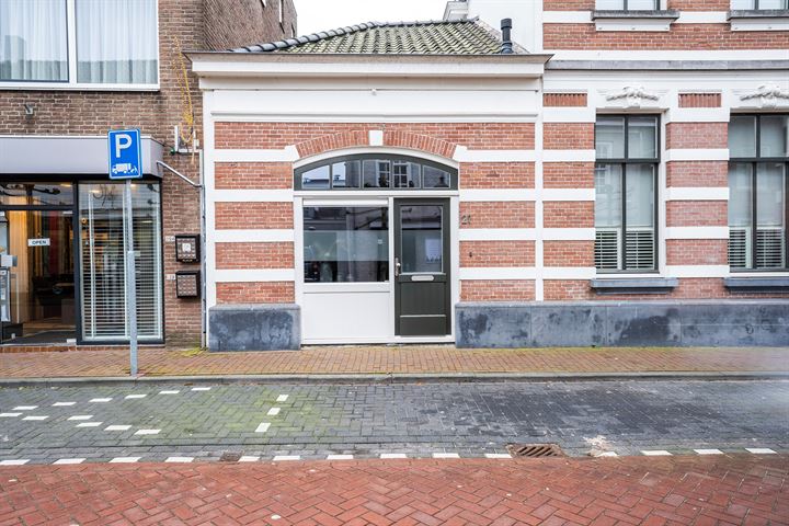 Bekijk foto 2 van Korte Brugstraat 21