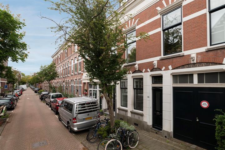 Bekijk foto 37 van Volmarijnstraat 56