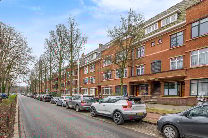 Bekijk foto 2 van Thorbeckelaan 246