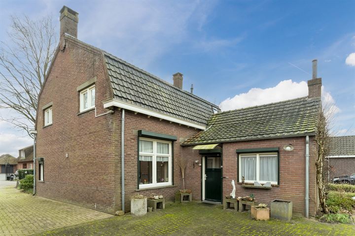 Bekijk foto 38 van Molenhoefstraat 4