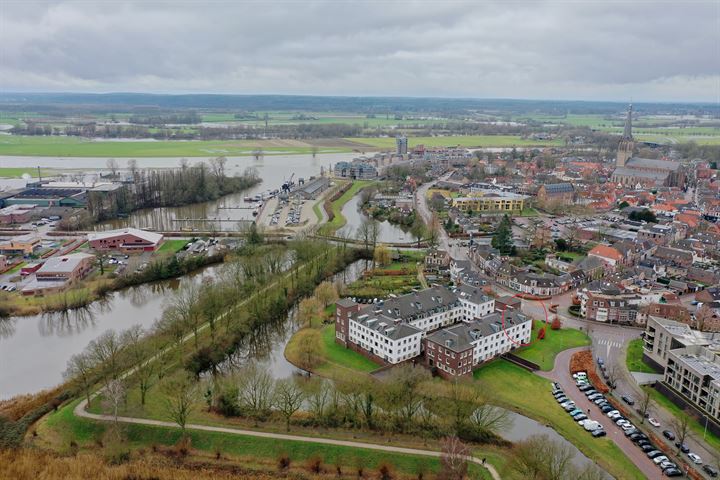 Bekijk foto 32 van Het Mauritsveld 21